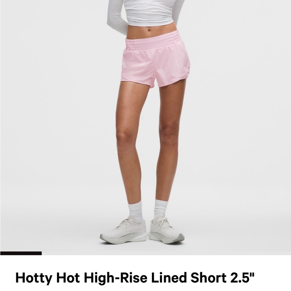 Lululemon hotty hot shorts in pink